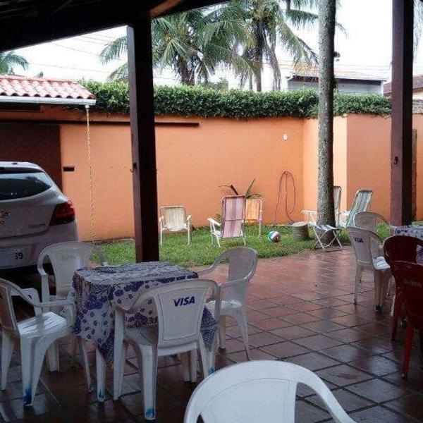 Casa a poucos metros da praia