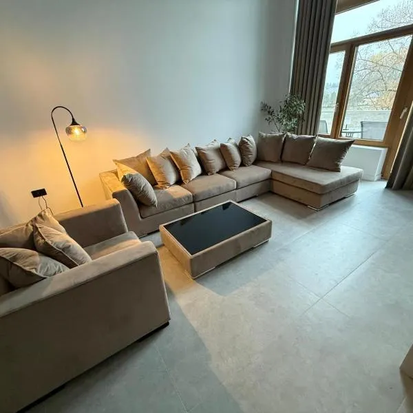 Infinity Loft Residence, hotel in Târgu Jiu
