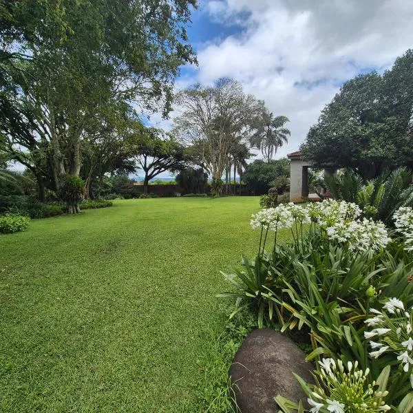 The Macadamia Nut Farm House, hotel v mestu White River