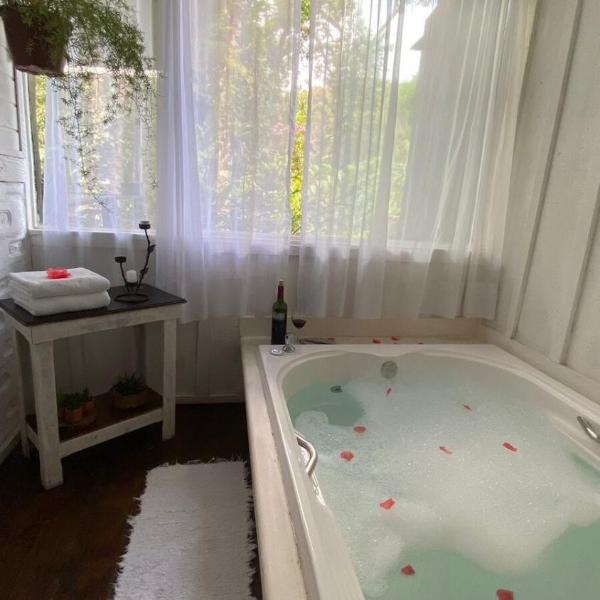 Cabana Rustichouse com hidro