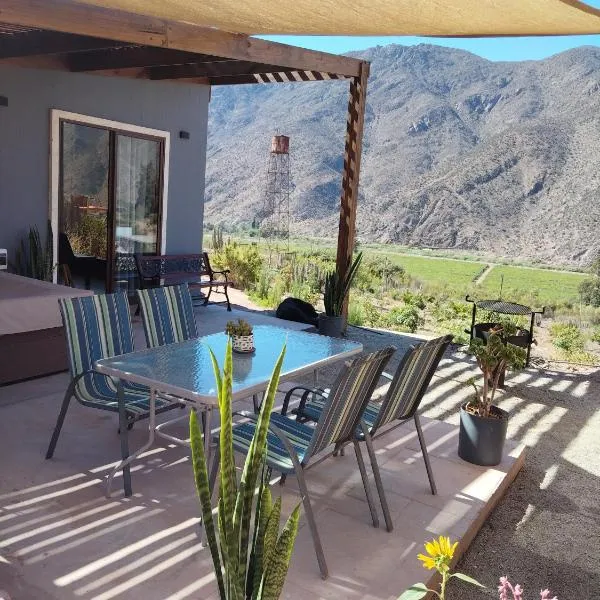 Refugio Cerro Fortaleza, מלון בלה סרנה