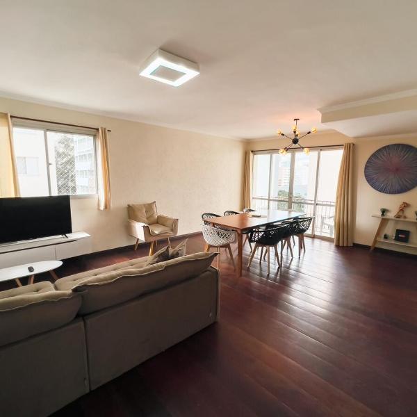 Duplex - 15 Pessoas - 5 Quartos - Amplo - Família - Conforto