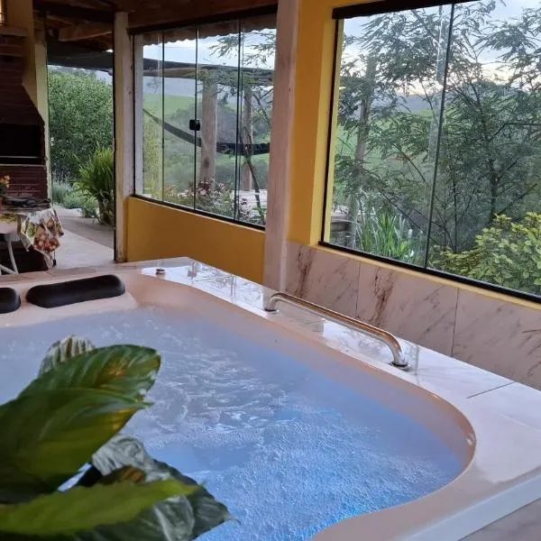 Sítio Ramos casa amarela, hotel in Cunha