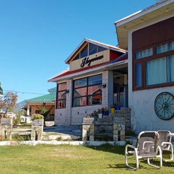 Sky view Resort Shogran, viešbutis mieste Shongran