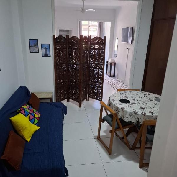 Apartamento a 200m da praia, perto de tudo