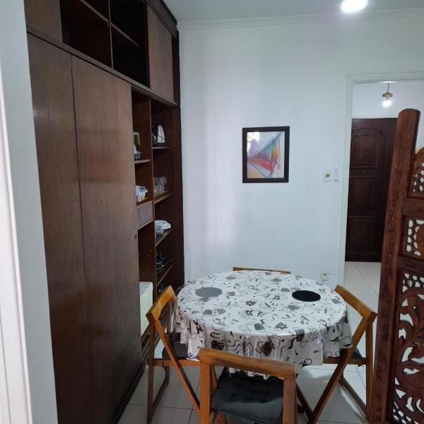 Apartamento a 200m da praia, perto de tudo - Foto 3