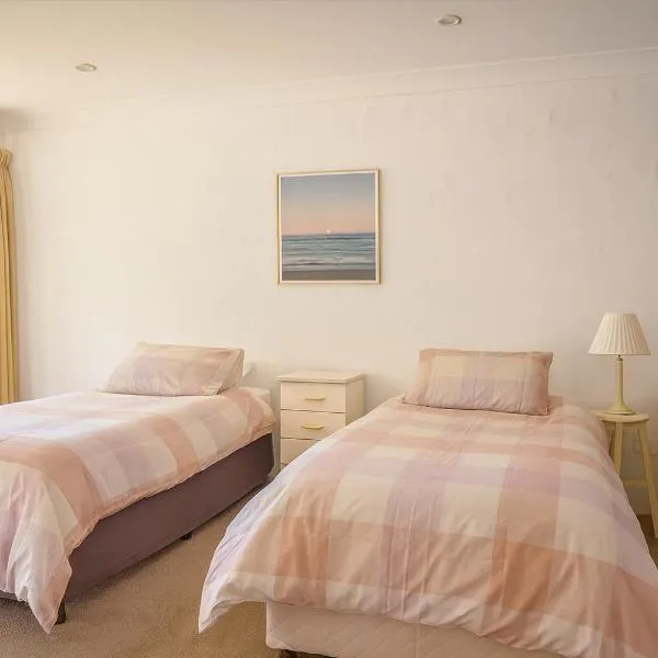 MOTEL ROYAL TARA, готель у місті Binalong