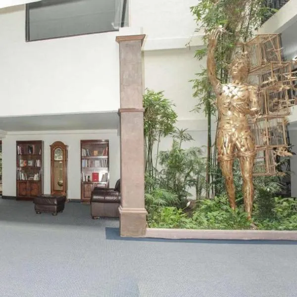 Radisson Hotel & Convention Center Toluca, hotel em Toluca