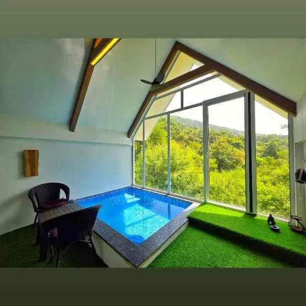 La Vida Villa, hotel em Bārsiv