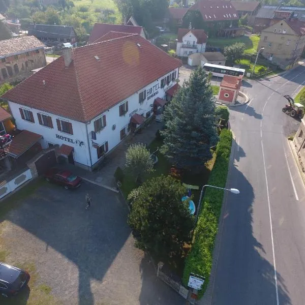 Hotel Kovarna – hotel w mieście Děčín