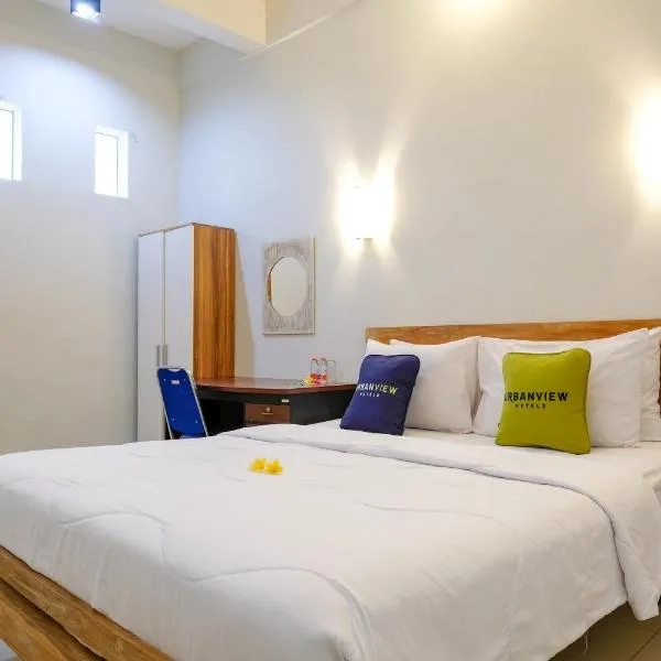 Urbanview Hotel Wayan Mansion, hotel em Denpasar