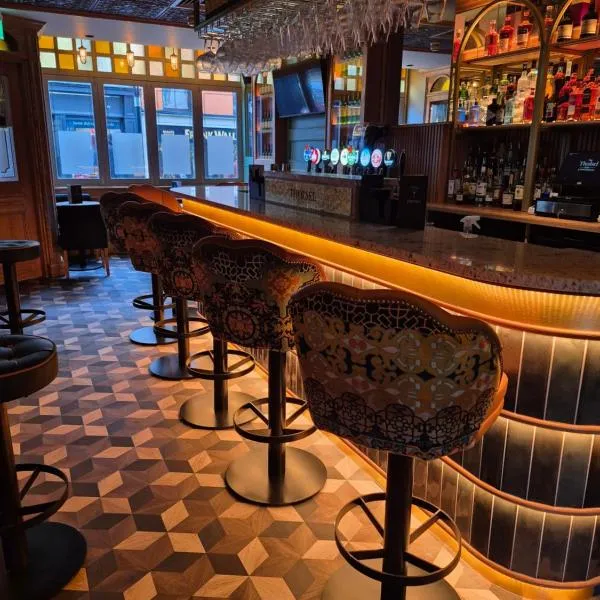 The Tholsel Bar and Townhouse Kilkenny, hotel em Kilkenny