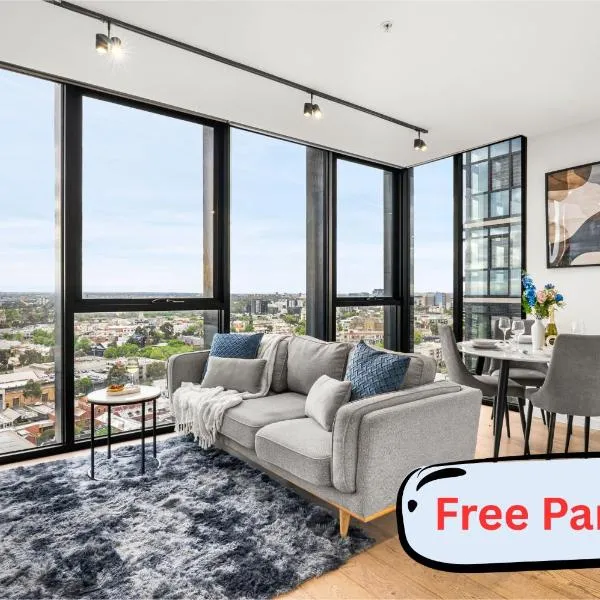 Spacious Panoramic 2BR Apt CBD Free Parking with Pool Gym, hotel din Melbourne