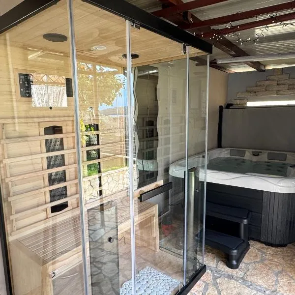 Authentische Ferienwohnung Sunshine, hotel em Vinkuran