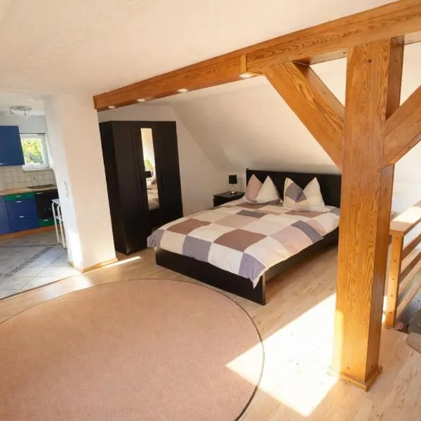 Apartment KLAUS - nahe Sachsenring – hotel w mieście Oberlungwitz