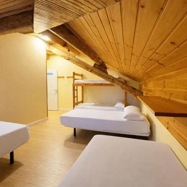 Albergue Pájaro L, Hotel in Castejón de Sos