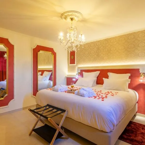 Loveroom Diamant Spa Détente avec Balnéo Double & Sauna, Hotel in Gémenos