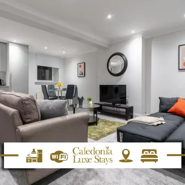 2 BDR Flat At Caledonia Luxe Stays Short Lets & Serviced Accommodation Airdrie, hotel din Airdrie
