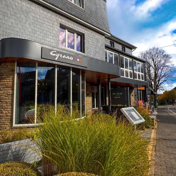 RAVeL Hotel Cyrano, hotel em Waimes