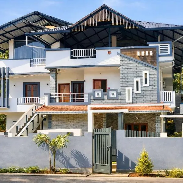 Aroha luxury homestay, hotel u gradu Madikeri