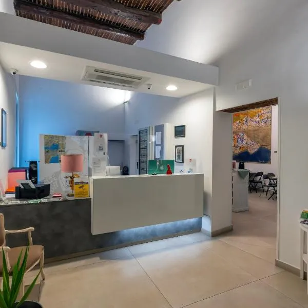 Il Tesoro Smart Suite & SPA，拿坡里的飯店