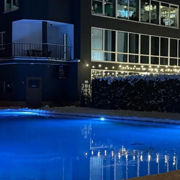 Avalon Hotel&Pool, отель в городе Yelikhovichi