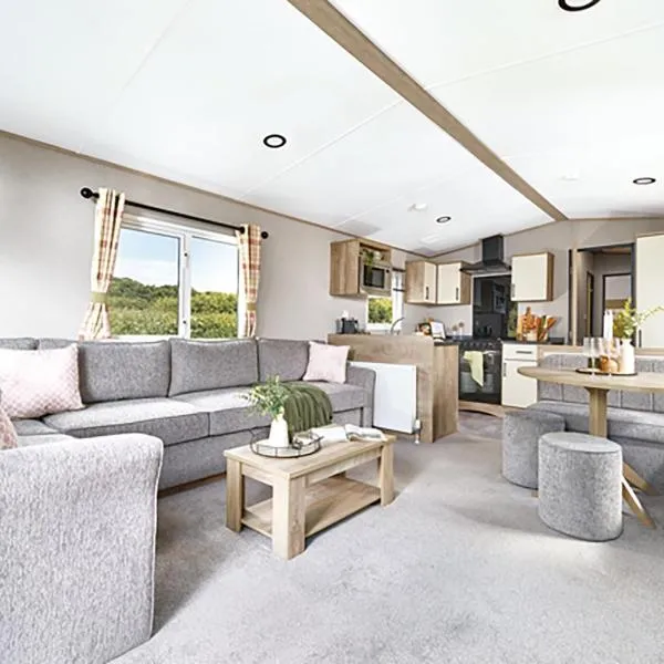 Coldingham Essential Clover Caravan 1, hotel in Coldingham