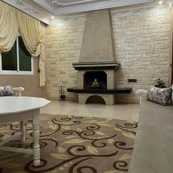 Spacious Family Apartment, hotel i Errachidia