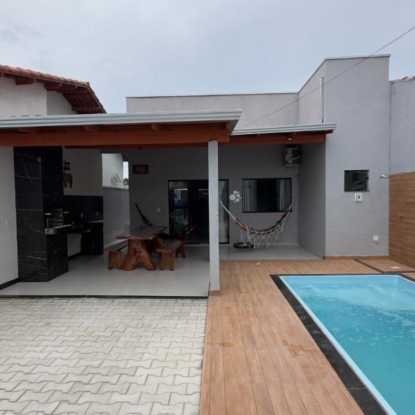 Casa Nova com Piscina em Prado