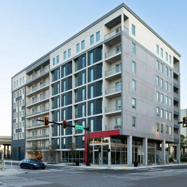 Mint House Tampa Downtown by Kasa, hotel em Tampa
