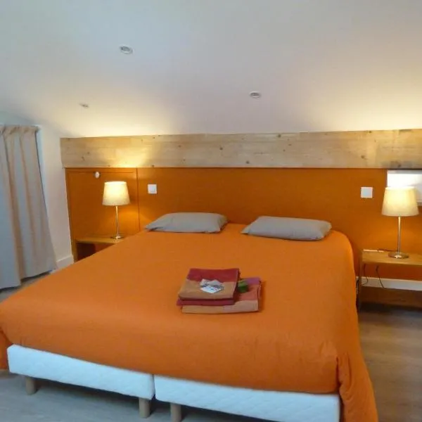 DUPLEX centre ville clim et parking, khách sạn ở Villefranche-sur-Saône