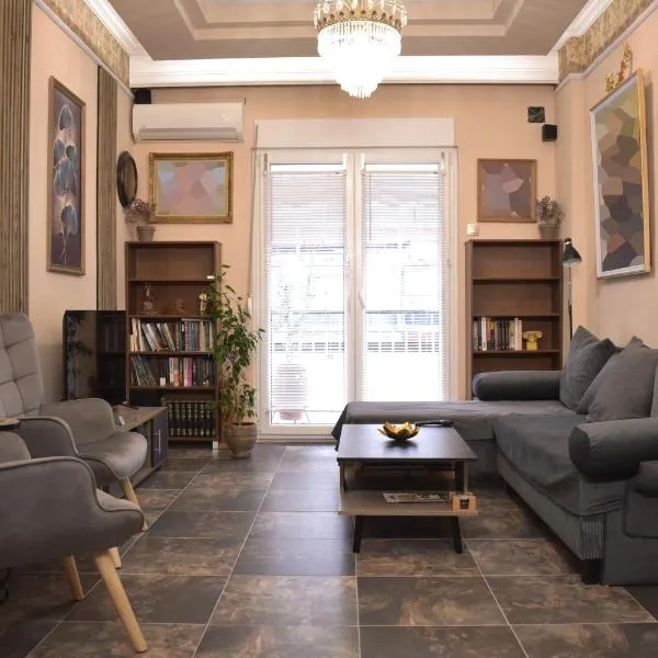 Galleria Home – hotel w mieście Seres