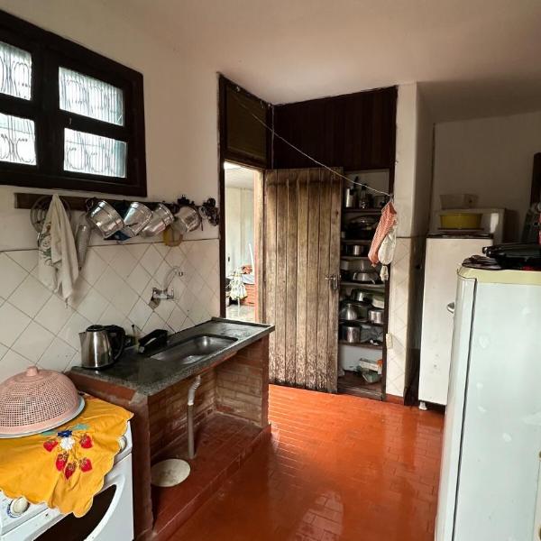 Casa ampla e bem localizada - 1 rua da praia - Foto 4