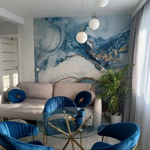 Blue Royal Luxury Apartment z HBO Max - Netflix, hotel i Tarnow