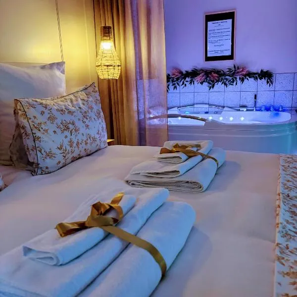 L'instant Beaujolais 2 ou 4 personnes Logis cosy balnéo vue jardin, hotel u gradu 'Theizé'