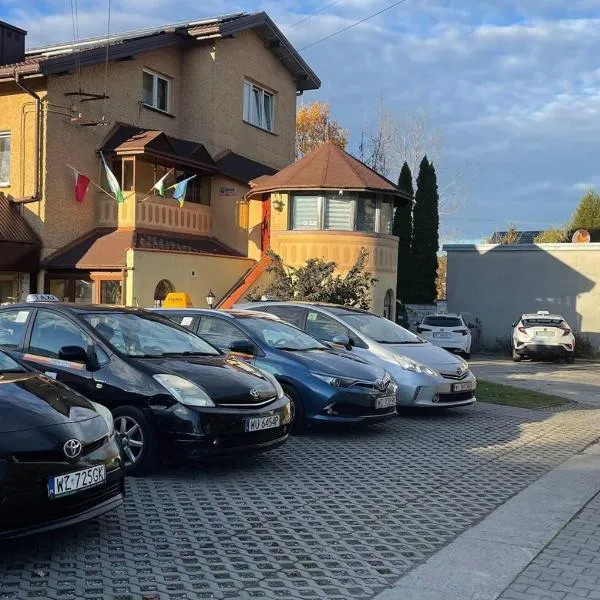 Hostel Arkobaleno sieci Mazowia Hostels Group, отель в Марки