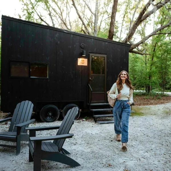 Postcard Cabins St Francois, Outdoor Collection by Marriott Bonvoy, hotel em Bloomsdale