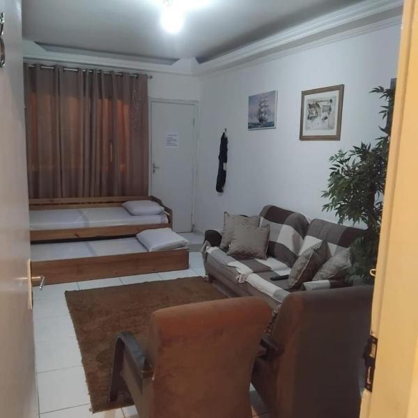 Hospedagem para até seis pessoas, vista para o mar