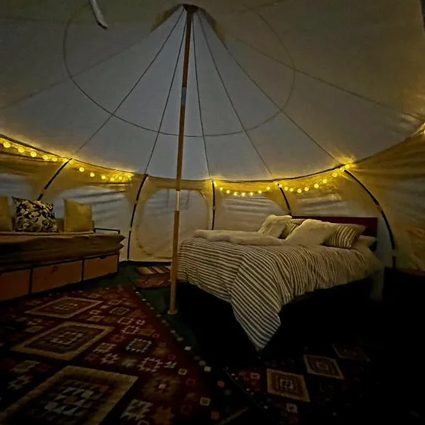 PampaRosa Glamping 2, hotel i Balmaceda