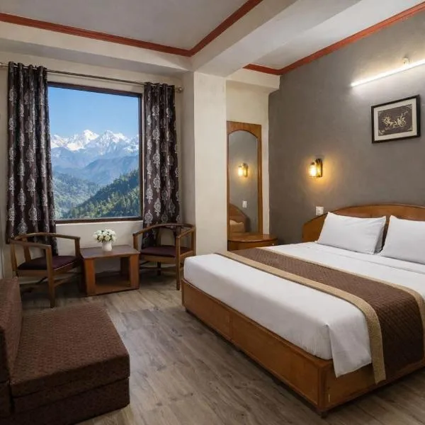 Hotel Tara Innn #Mountain view #Rooftop terrace, hotel in Shimla
