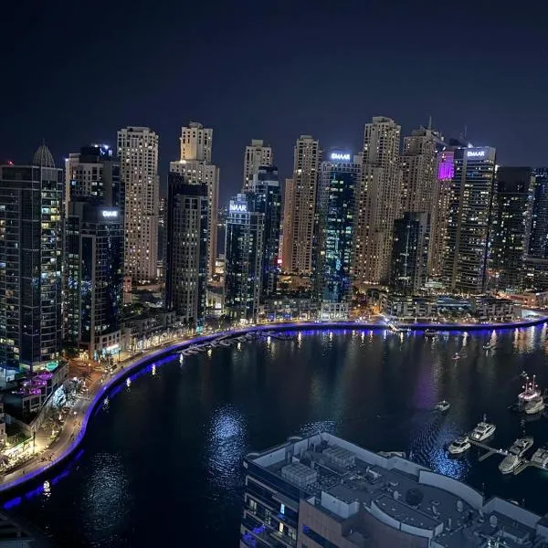 Full Marina View Luxury Guest Suite Private Pool Adult Only,No Halal, hotel di Dubai