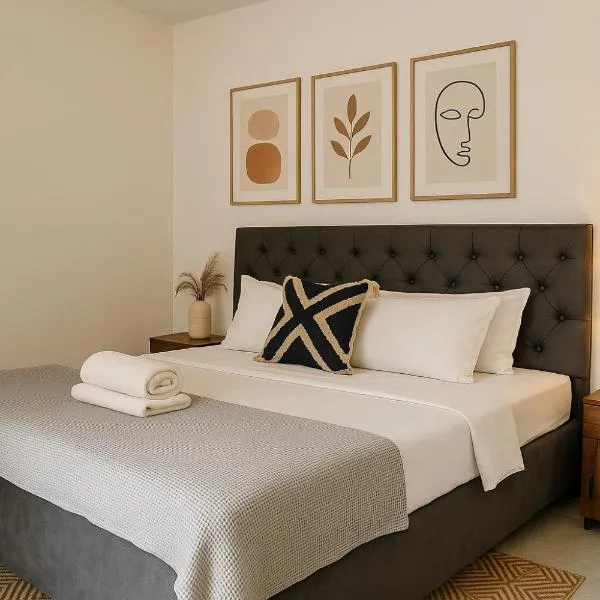 Rishīkesh में, होटल Oji's Homestay - Aesthetic Rooms with kitchen in lower tapovan near laxman jhula, free airport pickup for 7 or more night bookings