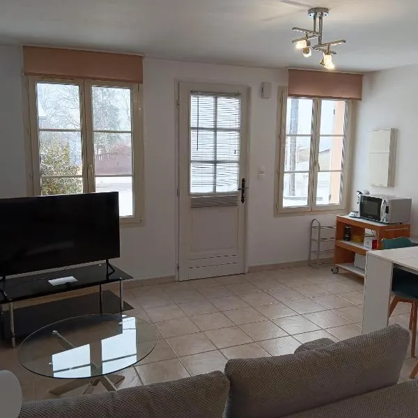 Hébergements Sylvain, hotel en Neuilly-lʼÉvêque