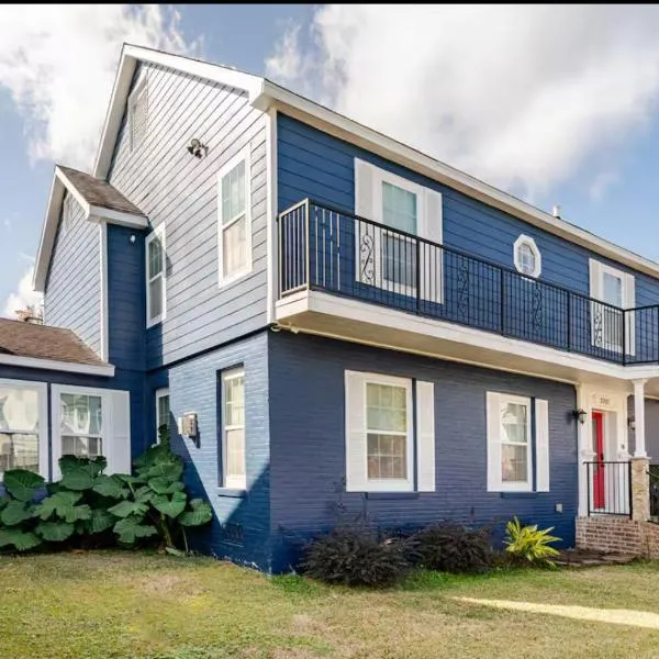 Lucky House 2 Tranquility in the Middle of Houston、ヒューストンのホテル