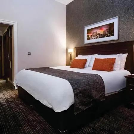 Crystal Premium Hotel, by CBD, отель в городе Габороне