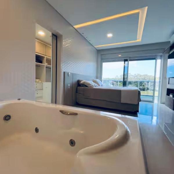 Espetacular casa com elevador e piscina - Foto 3