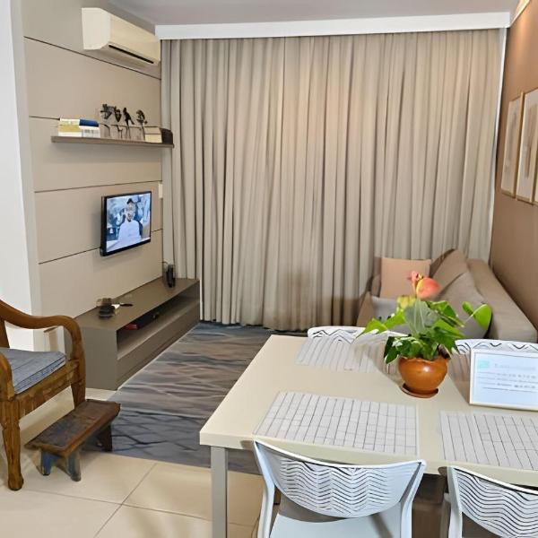 Apto completo a 80m da praia c/ piscina e garagem