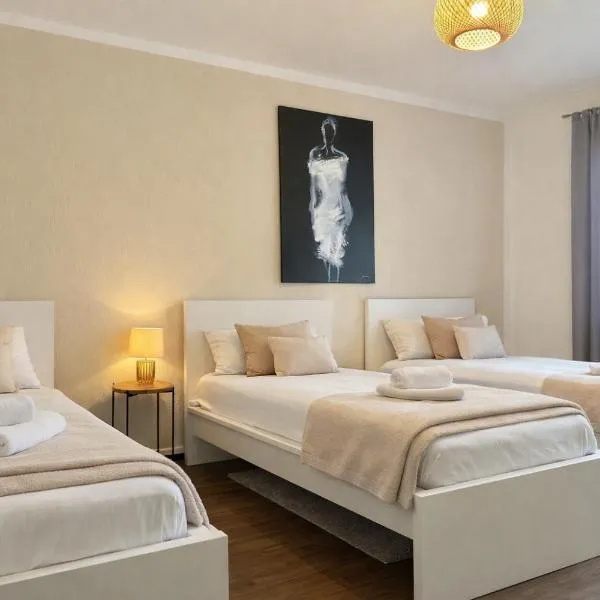 VAJAGIC Apartment 3 mit GartenLounge! Messe, Klinikum, Krupp Krankenhaus, hotel em Essen