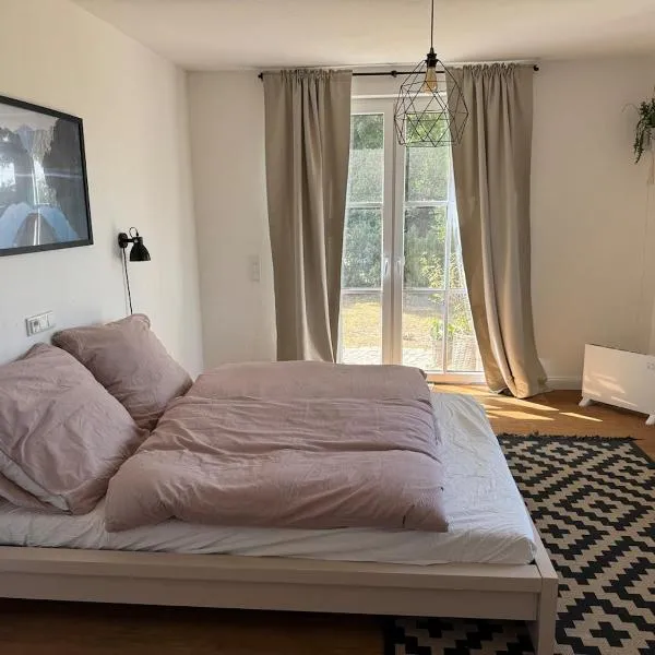 Ferienwohnung in saniertem Bauernhaus, hotel in Wardenburg