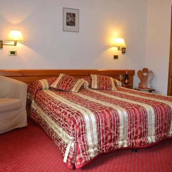 Hotel Bosco Verde, hotel di Mareson
